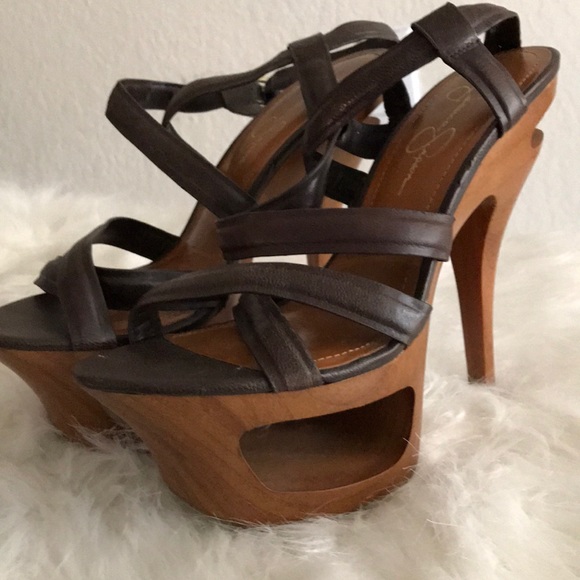 Shoes - Picture 3 of 3